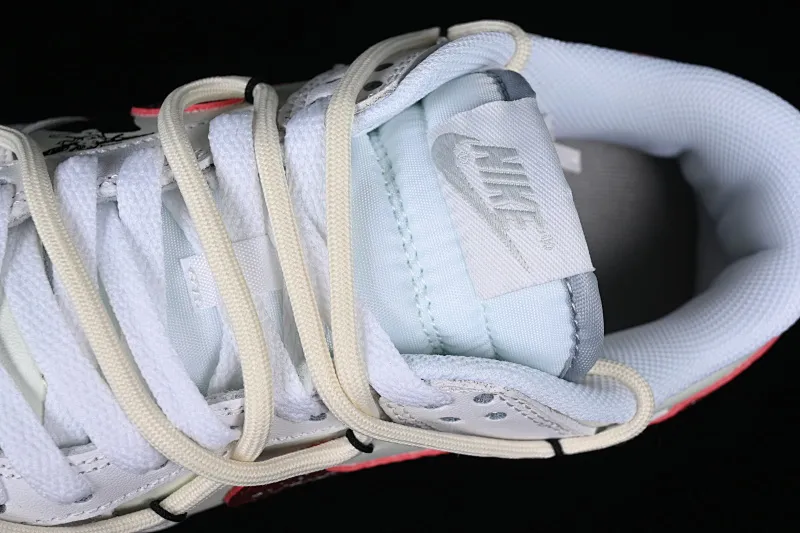 All Categories Nk SB Dunk Series Nk SB Dunk Low Low-top sneakers Nk Dunk Low Travel high-street style SB strappy low-top casual sneakers DH9765-102